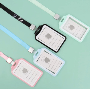 Бейдж вертикальный двусторонний на ленте Darvish